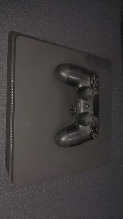 Sony PS4 For sale in 10/9 condition