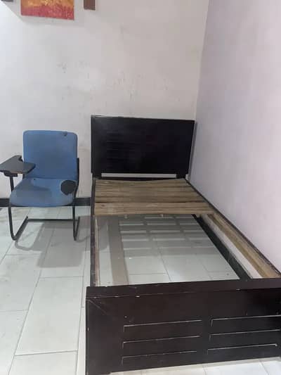 Single Bed+Exam Chair