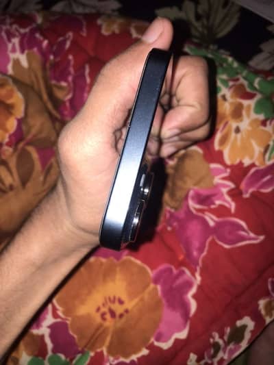 iPhone14plus 10/10 128 blue color water pack 95battery