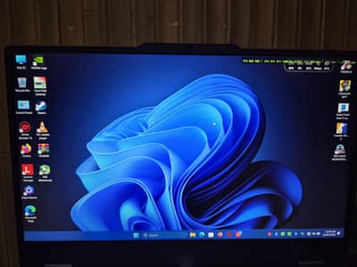 Lenovo Loq 15 i5 13450hx  rtx 5050