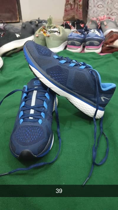 Premium Imported shoes_ Gently Used