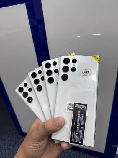 SAMSUNG GALAXY S22ULTRA 12/512GB DUAL SIM OFFICIAL PTA APPROVED 10/10