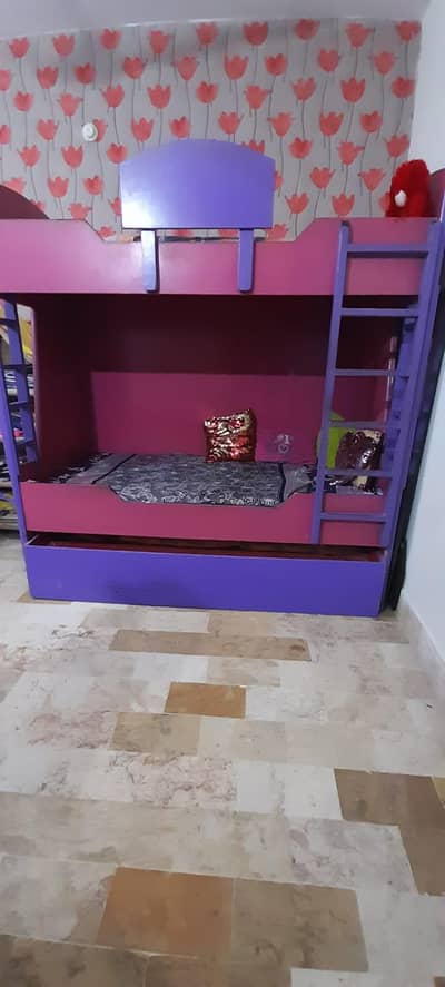 urgent sale 3 in 1 bunker bed