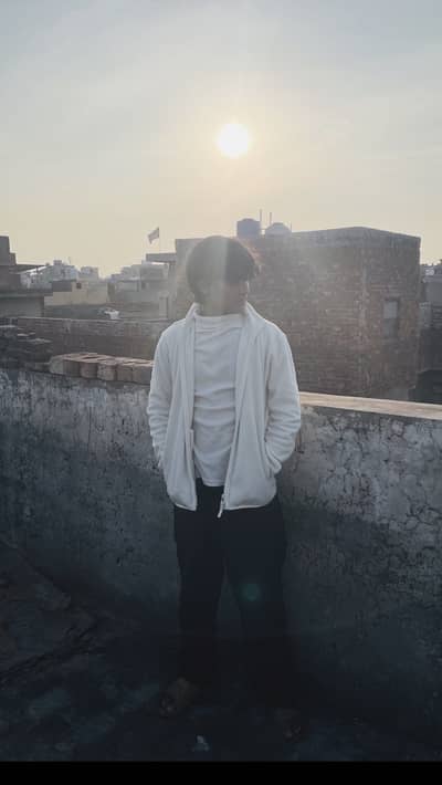 Need job urgently Care taker or secretary(Read add)