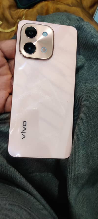 vivo y28