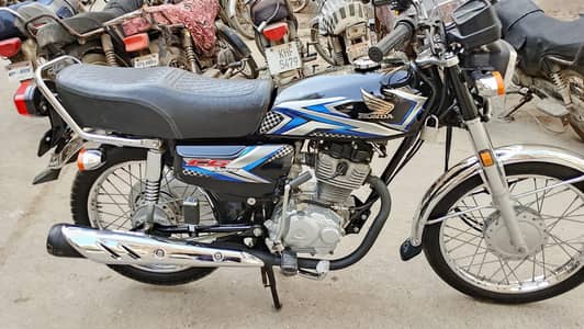 Honda 125 2025 (read complete ad)