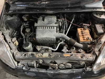 I am selling my vitz.