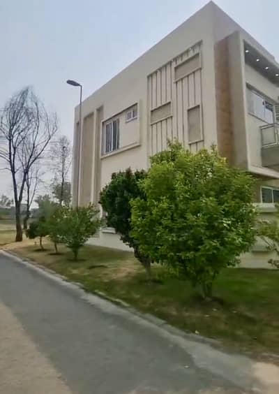 6 Marla Corner House For Rent F-Block (Near Hospital)