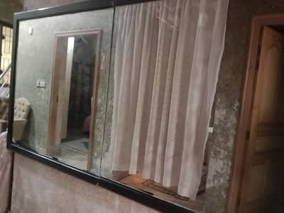 parlour hanging miror