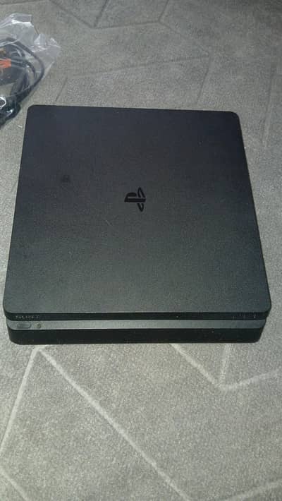 playstation 4 slim