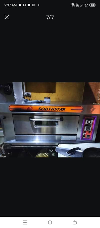 JUMBO SIZE PIZZA OVEN COMPLETE WITH PIZZA PENS