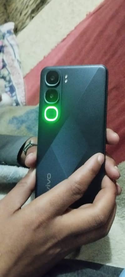 brand new mobile Sirf 4 din huayah hain box open kah