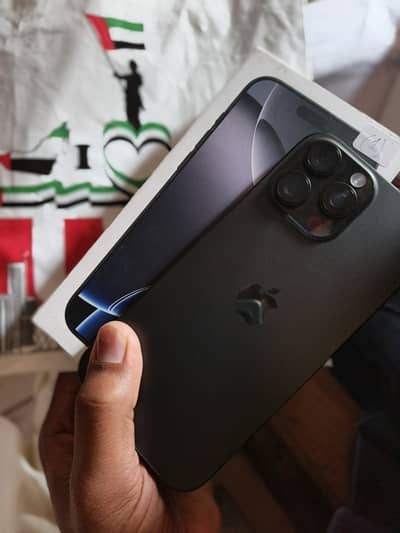 Apple iPhone 16 Pro Max JV