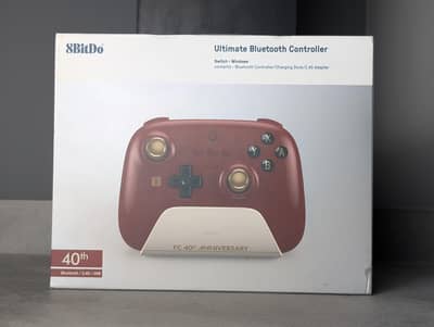 8Bitdo FC 40th Anniversary Nintendo Switch/Gaming PC Controller