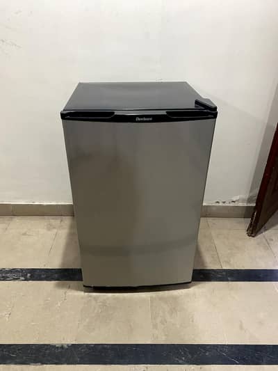 dawalance mini fridge almost new ( best cooling ]