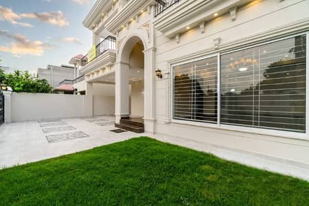 1 Kanal Beautiful House Is Available For Sale On Easy Instalments