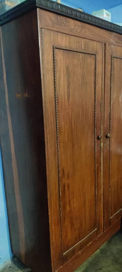 Full Size Almari For Sale