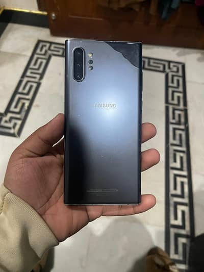 galaxy note 10 plus . . . . 12  . . 256gb