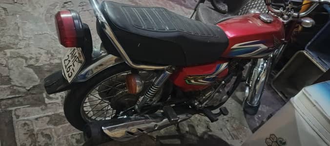 Honda 125 for Salé