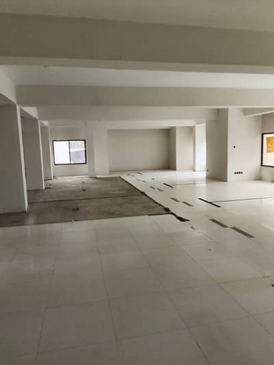 Blue Area Office 8000 Square Feet For Rent Prime Location