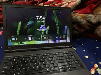 Lenovo workstation W540 ( powerful budget machine )