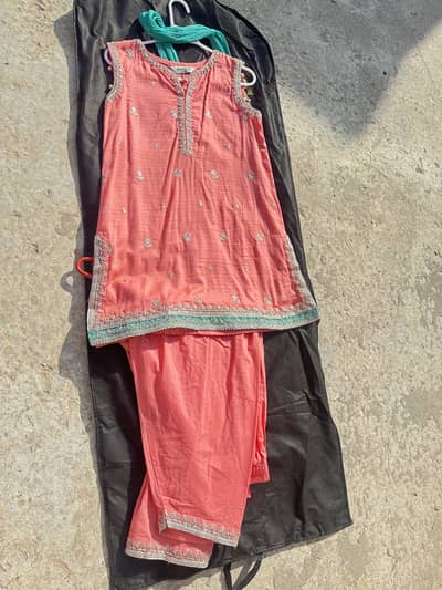 Branded girls dresses in cheap price