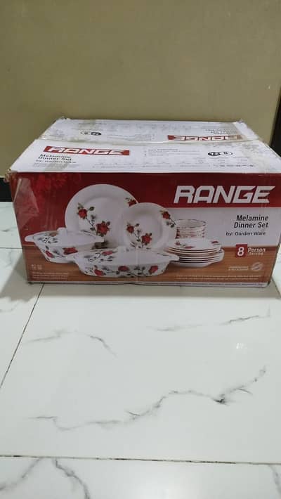 Dinner Set (72 Pieces)