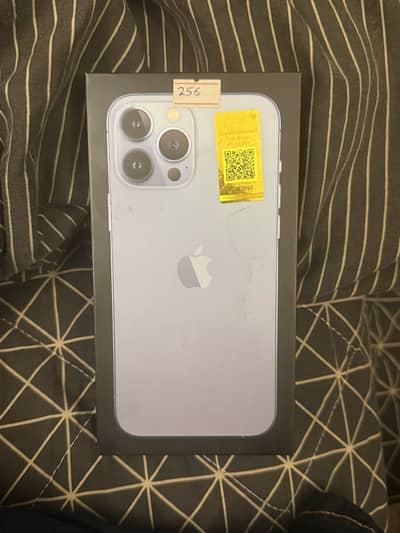 IPhone 13 Pro Max in mint condition