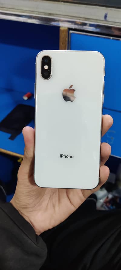 Iphone x Factory Unlock Sim chal Rahi he abhi tak