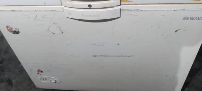 WDF 313 Waves Deep Freezer