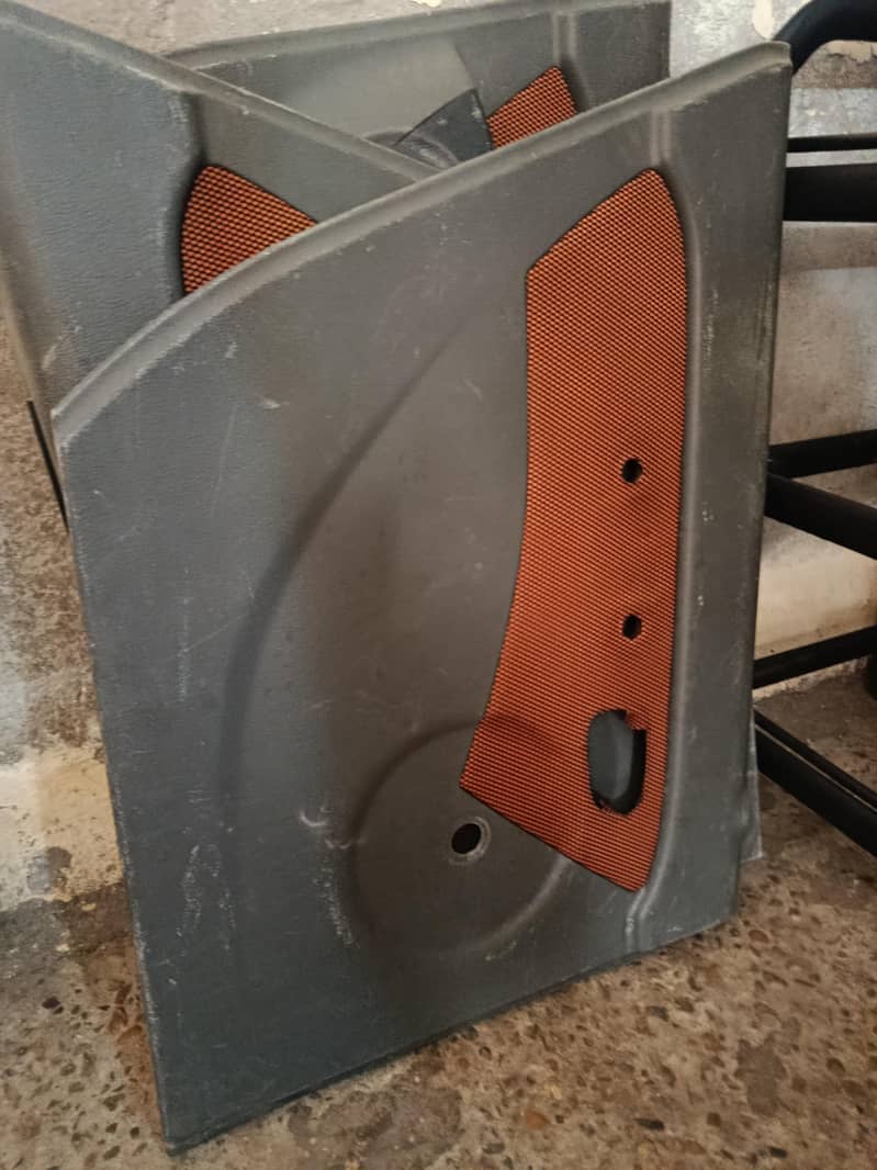 ہیڈ لائٹ سینٹرو 2001 ماڈل اور ڈور کور سینٹرو کلب 4