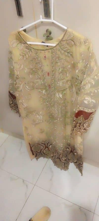 This is a three piece suit, please contact them if you want to buy it.