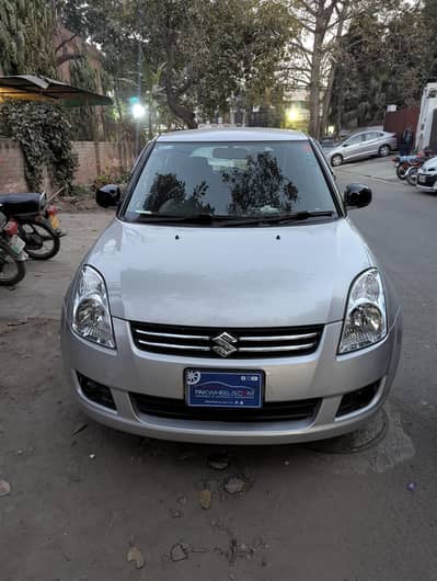 Suzuki Swift Dlx Navigation Total Genuine