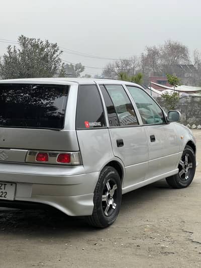 suzuki cultus 2005 model