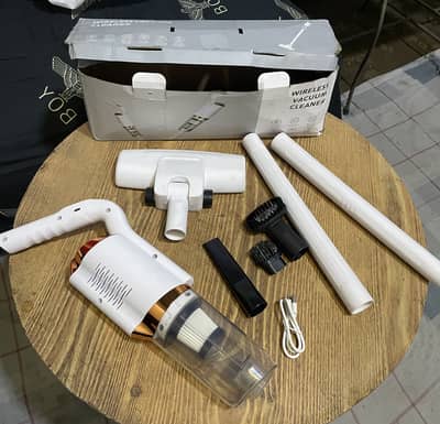 WIRELESS VACUUM CLEANER