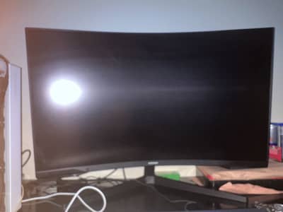 Samsung Oddysey G5 32 inch 165 hertz Monitor
