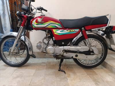 complete files Karachi registration baik Honda CD 70cc urgent for sale