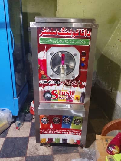 Slush machine very beat condition