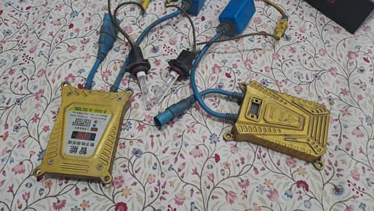 LED/HID 220WATT BALLAST with HIDs