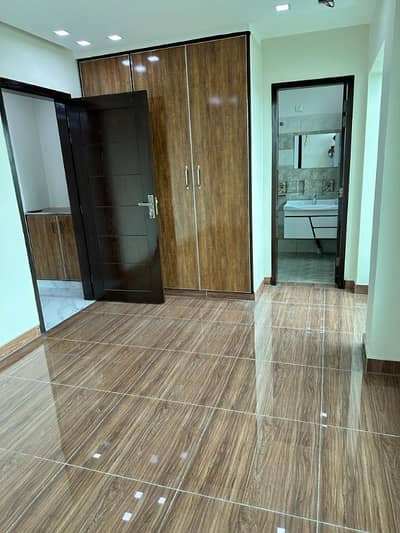 Like New 1 Bed Flat For Rent In Chambelli Block Sector C Bahria Town Lahore
