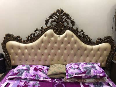 Complete bed set good condition 03210333483
