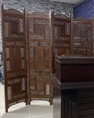 Wood wooden partition