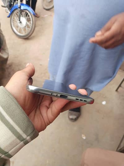 spark 40pro plus full box just 1day used