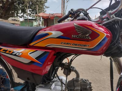 06_11_2025 honda bike contact  03111241580