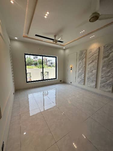 10 Marla House For Sale In Zaraj Housing Scheme Islamabad Opposites Giga Mall Dha 2