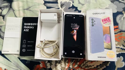 Samsung galaxy a32 6/128 with completed accessories