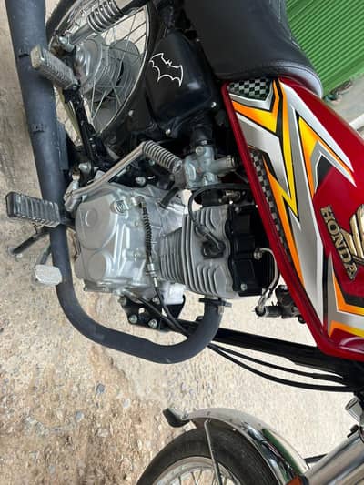 honda 125  in mint condition