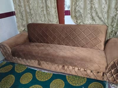 Sofa cumbed Used Ma Sab Ok Ha saaf suthra hai