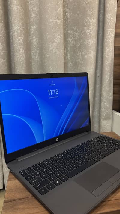 HP 255 G9 Notebook 15.6 AMD Ryzen 5  8GB RAM 512GB SSD