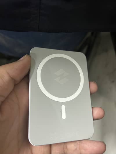 Infinix note 40 wireless power bank